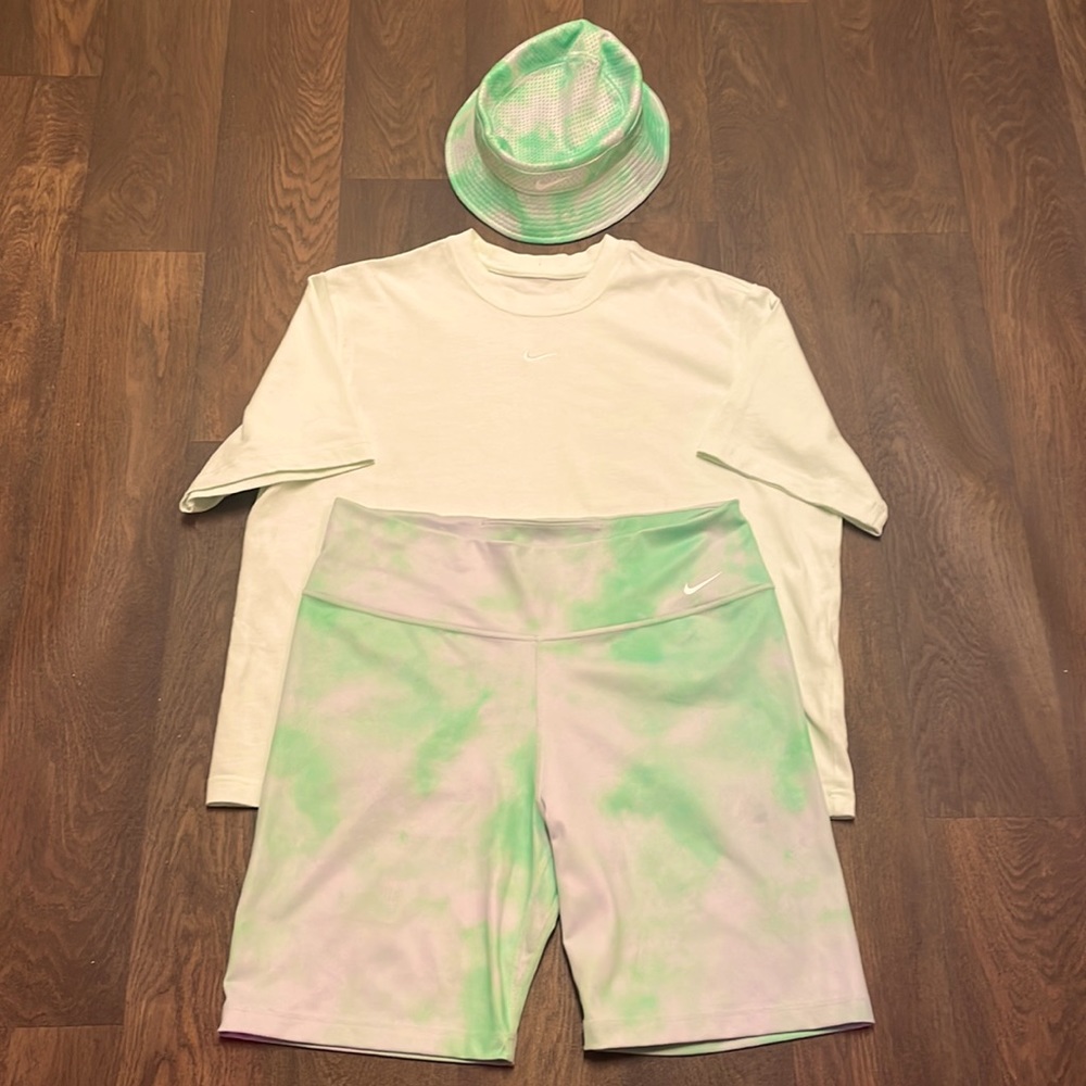 Green and White Tie Dye NiKe Set with matching Bucket Hat.